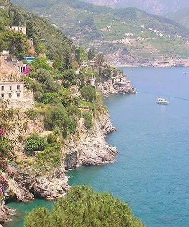 בית הארחה Maison Raphael מינורי