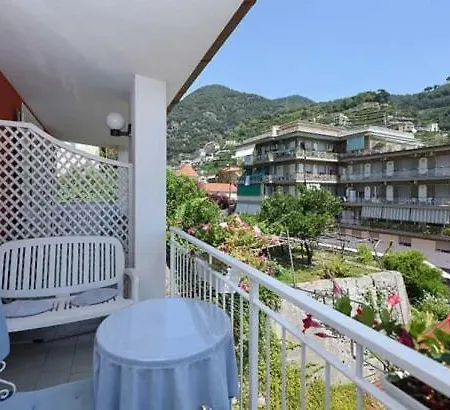 Gasthuis Maison Raphael 4*