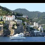 Maison Raphael Πανσιόν 4*
