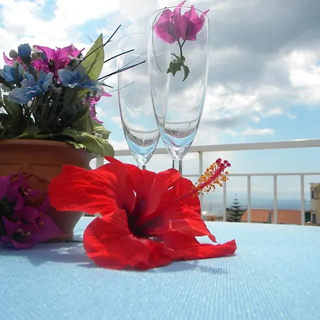 Πανσιόν Maison Raphael 4*