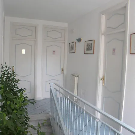 Maison Raphael Minori